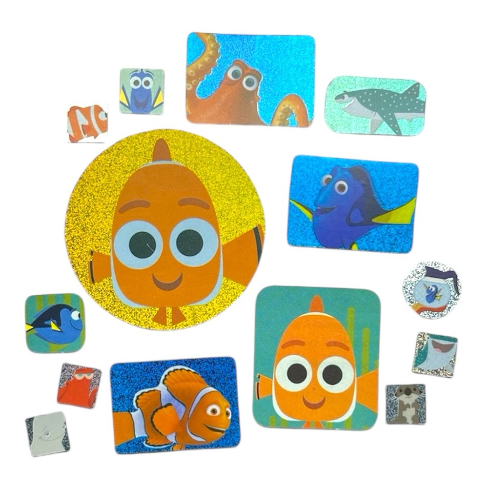 Finding Nemo Glitter Magnets